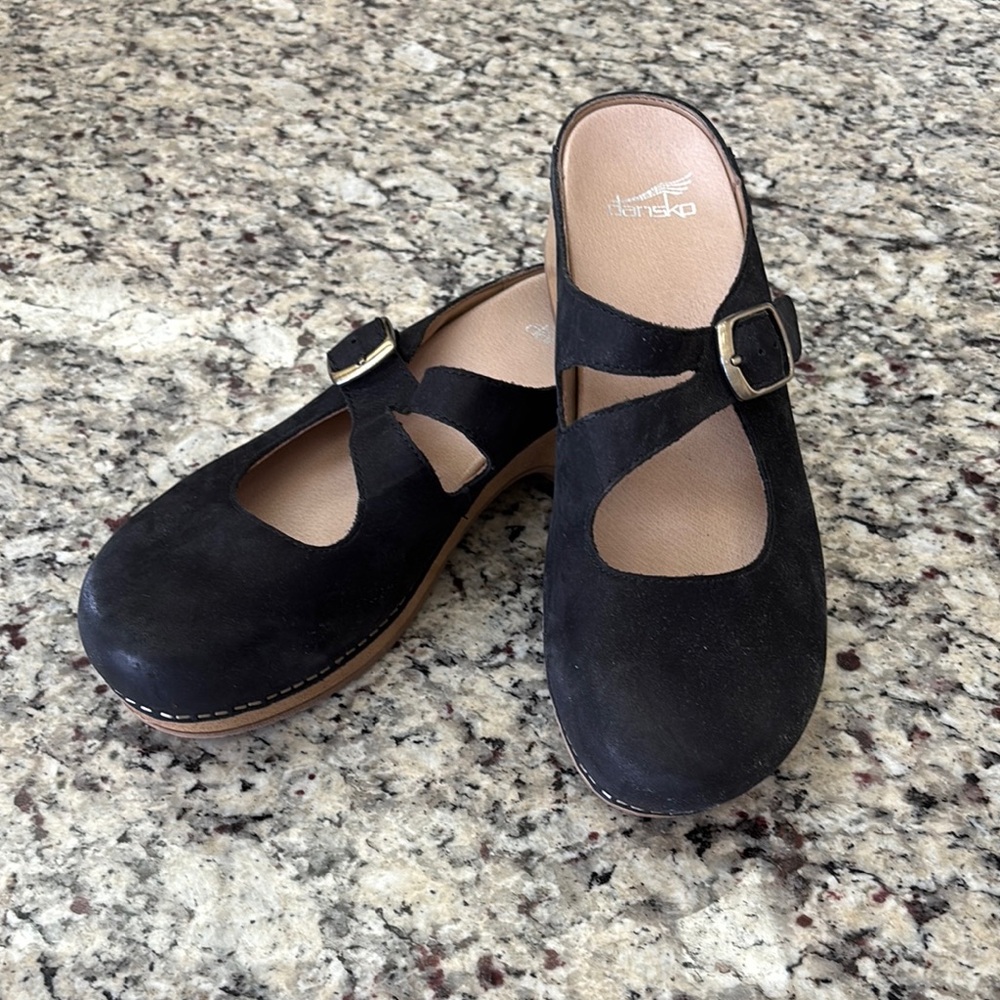 Dansko Black Mules with Closed Toe and Soft Fabric
